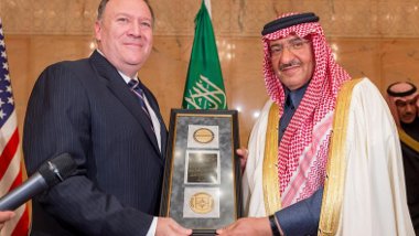 Tennet-Medaille für Kronprinz Mohammed bin Nayef bin Abdulaziz al-Saud