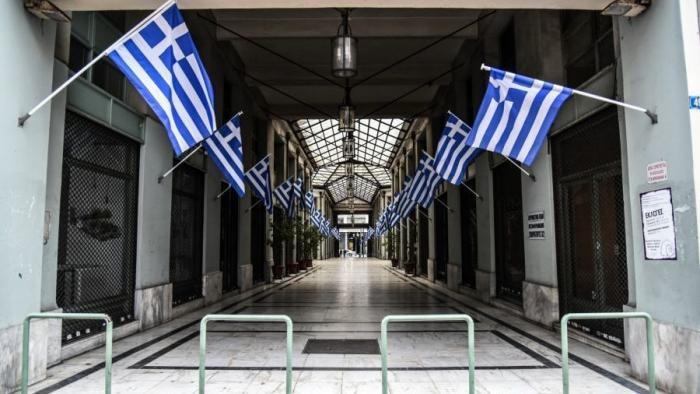 Zehn Wahlurnen im Athener Parlament entscheiden über die Zukunft
