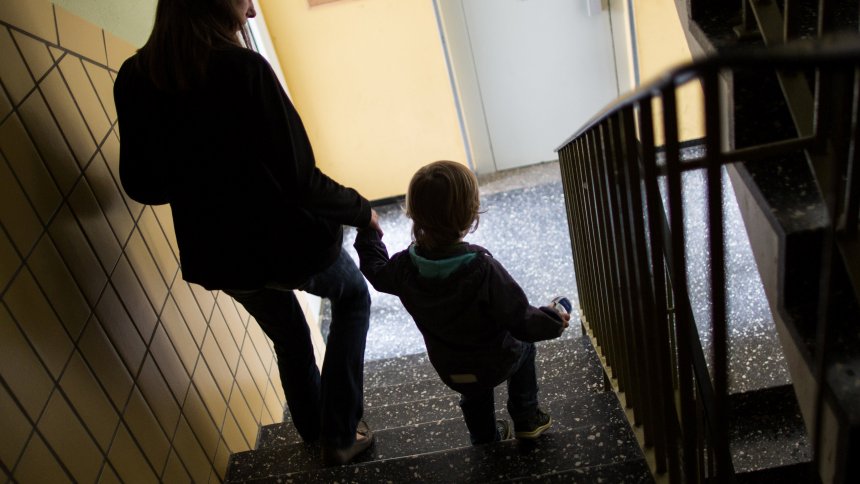 310.000 Fälle: Hartz-IV-Sanktionen treffen oft Kinder - SPIEGEL ONLINE - Wirtschaft