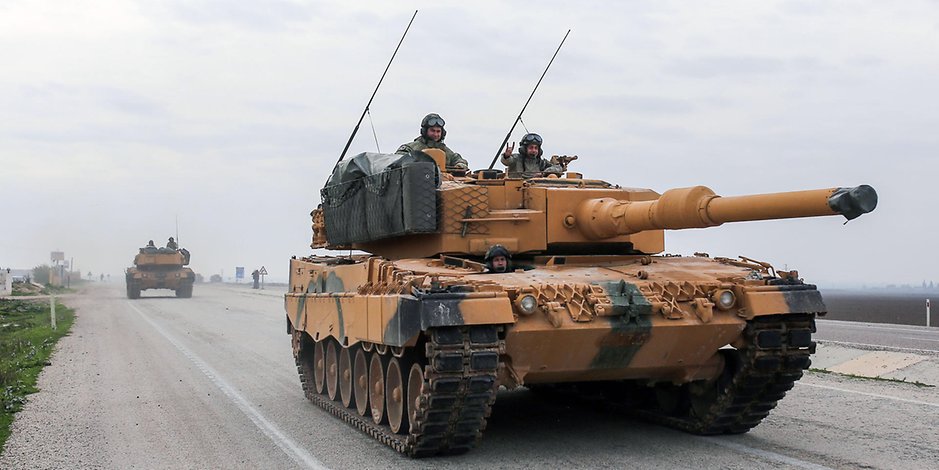 Trotz Syrien-Kriegs: Bundestag genehmigt millionenschwere Rüstungsexporte in die Türkei