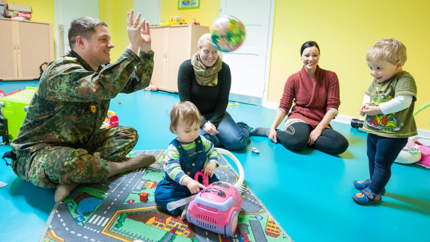 Kooperation mit Kindergärten: Was will die Bundeswehr bei Kita-Kindern?    - SPIEGEL ONLINE - Leben und Lernen