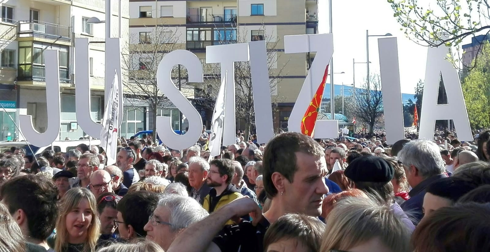 Zehntausende gegen absurde spanische “Terrordefinition”