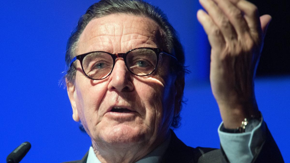 SPD: Seit Gerhard Schröder nur noch Anbiederung an Neoliberalismus - WELT