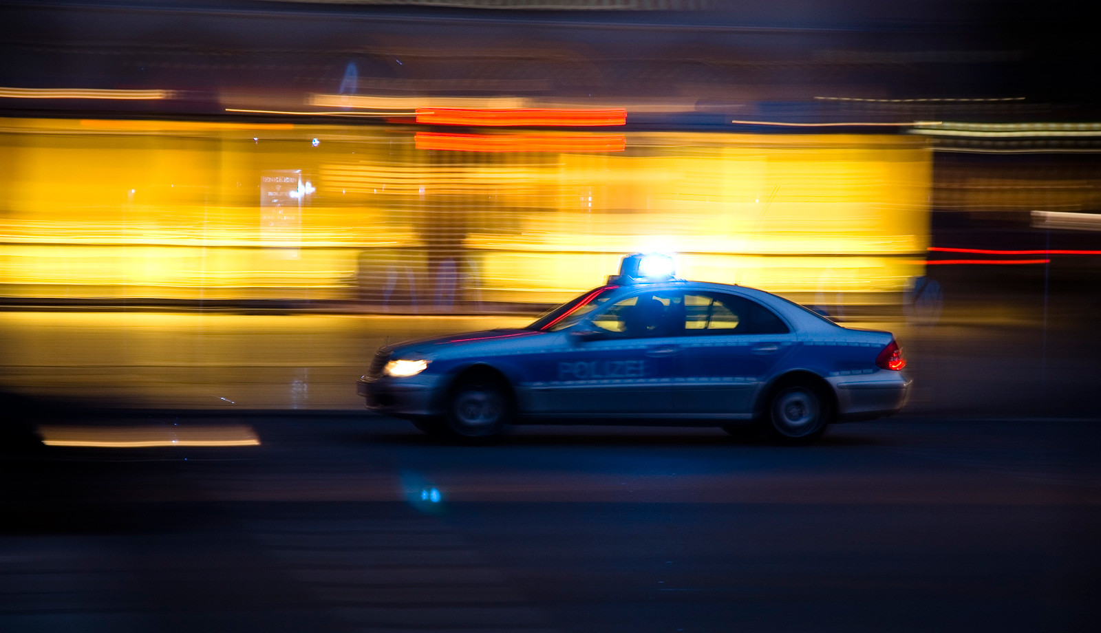 Polizeigesetz Niedersachsen: “Freiheitsrechte bis zur Unkenntlichkeit beschnitten”
