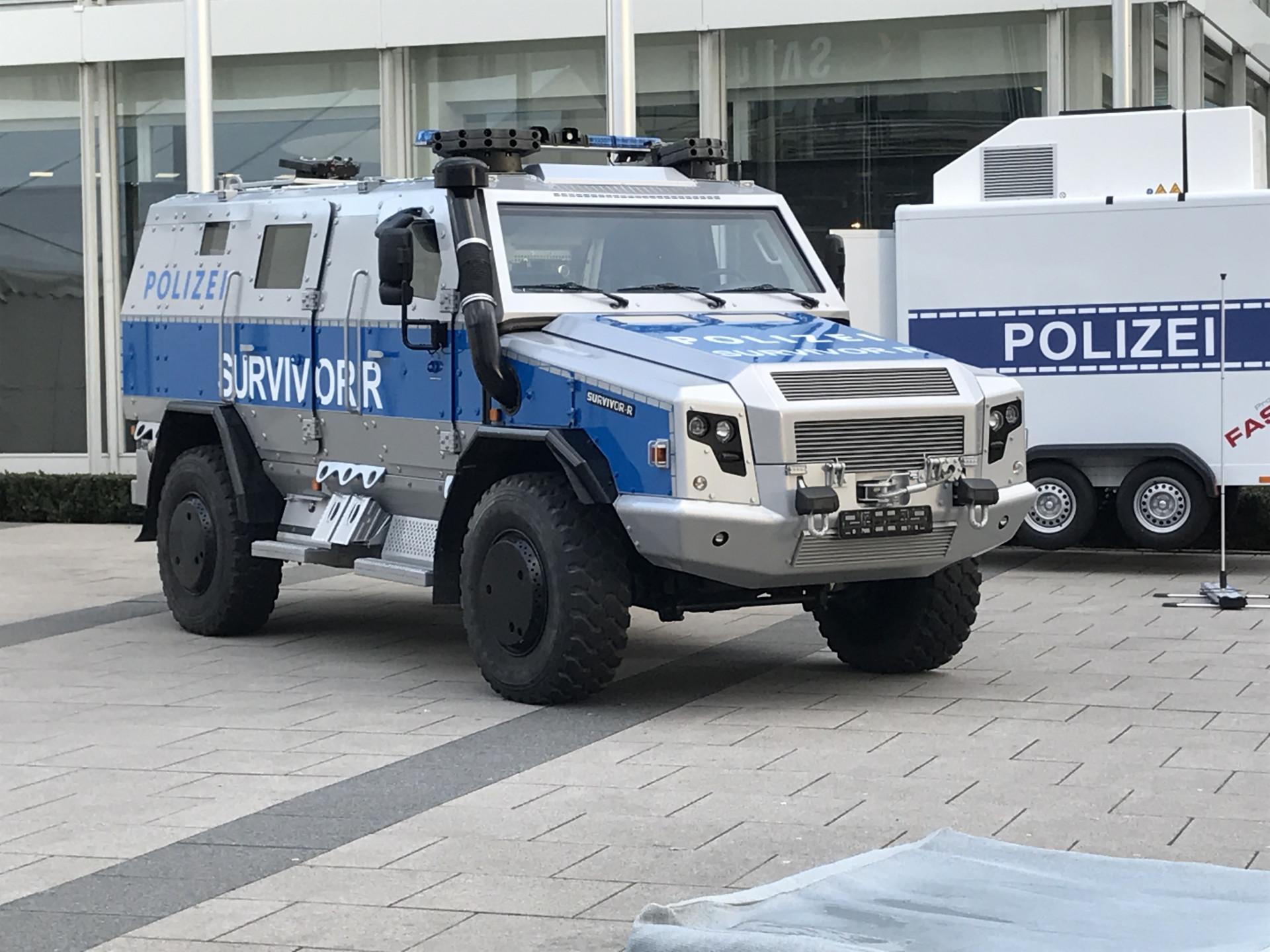 Mehr Panzer für die Polizei