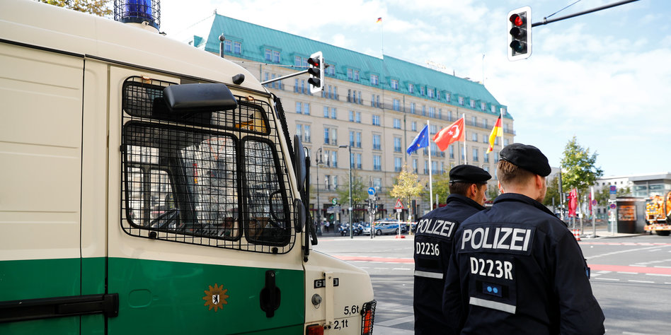Spionageaffäre bei Berliner Polizei: Adressen für türkischen Geheimdienst