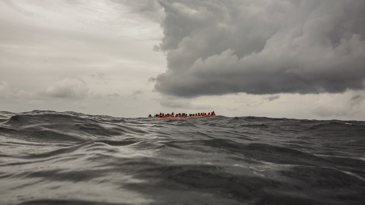 Niemand hilft - 170 Migranten ertrinken vor Libyens Küste