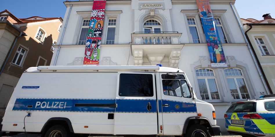 Rechtsrockkonzert in Ostritz: Journalisten und Polizei angegriffen