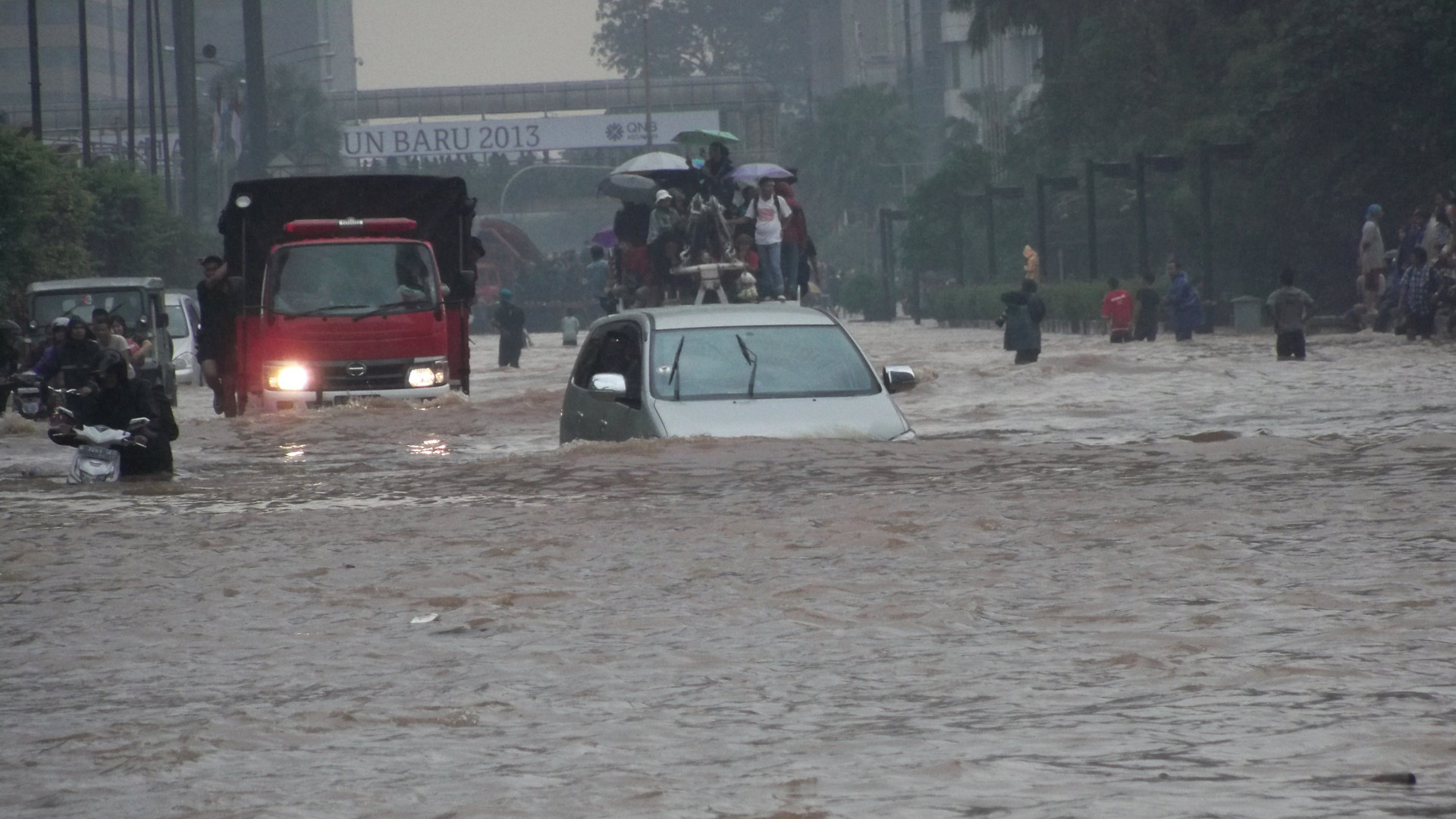 Überschwemmungsgeplagte indonesische Hauptstadt zieht um