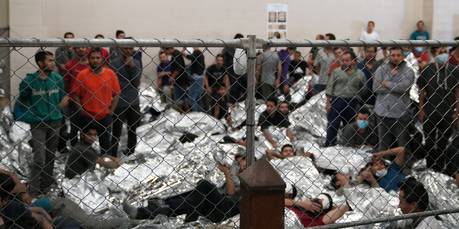 US-Vizepräsident in Migrantenlager: Pence räumt „Krise“ ein