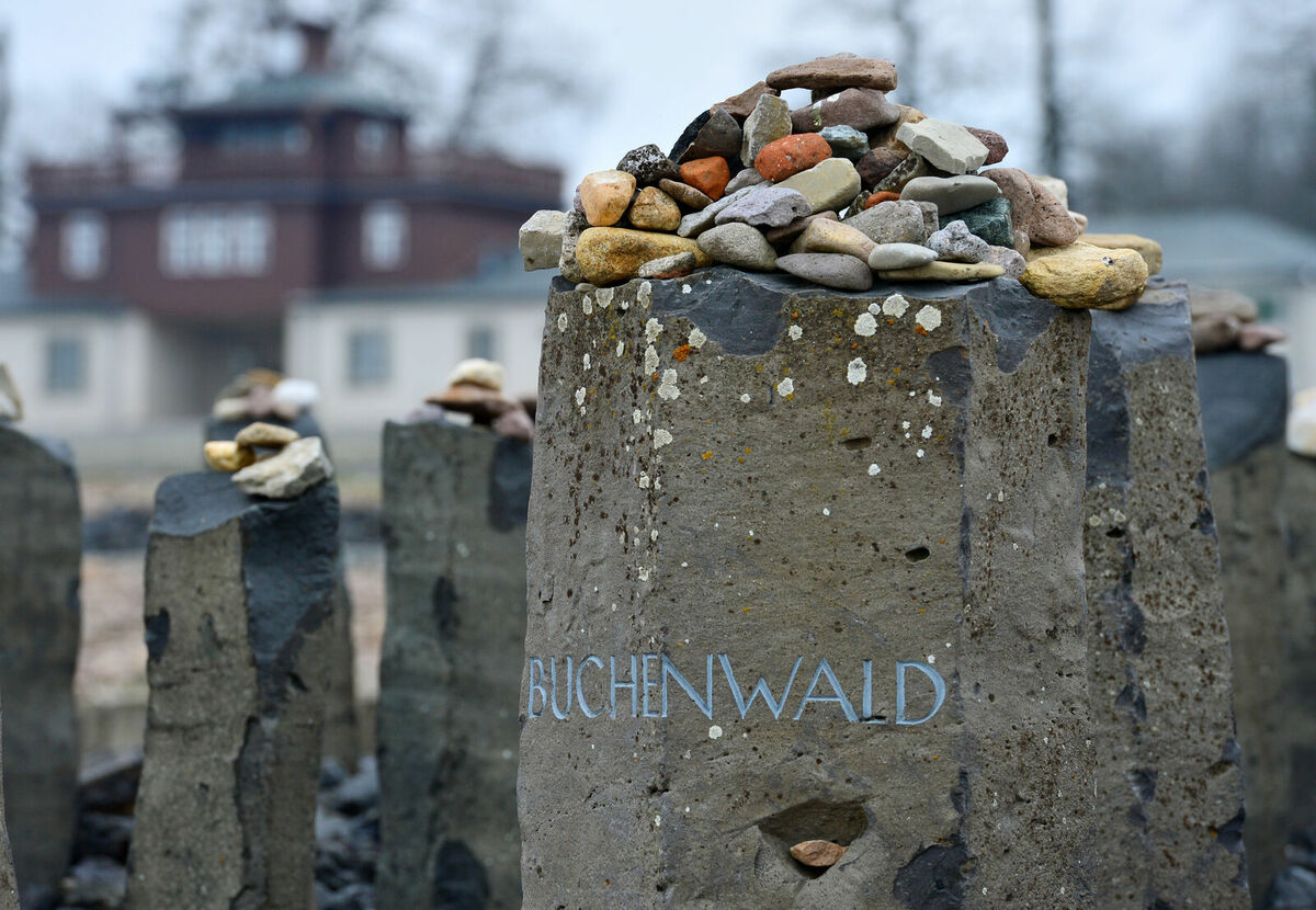 Gedenkstättenleiter: Rechte treten in Buchenwald immer offener auf (neues deutschland)