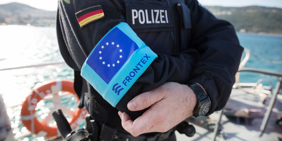 Polizei in Mecklenburg-Vorpommern: Nazi-Chats und Auslandsmissionen