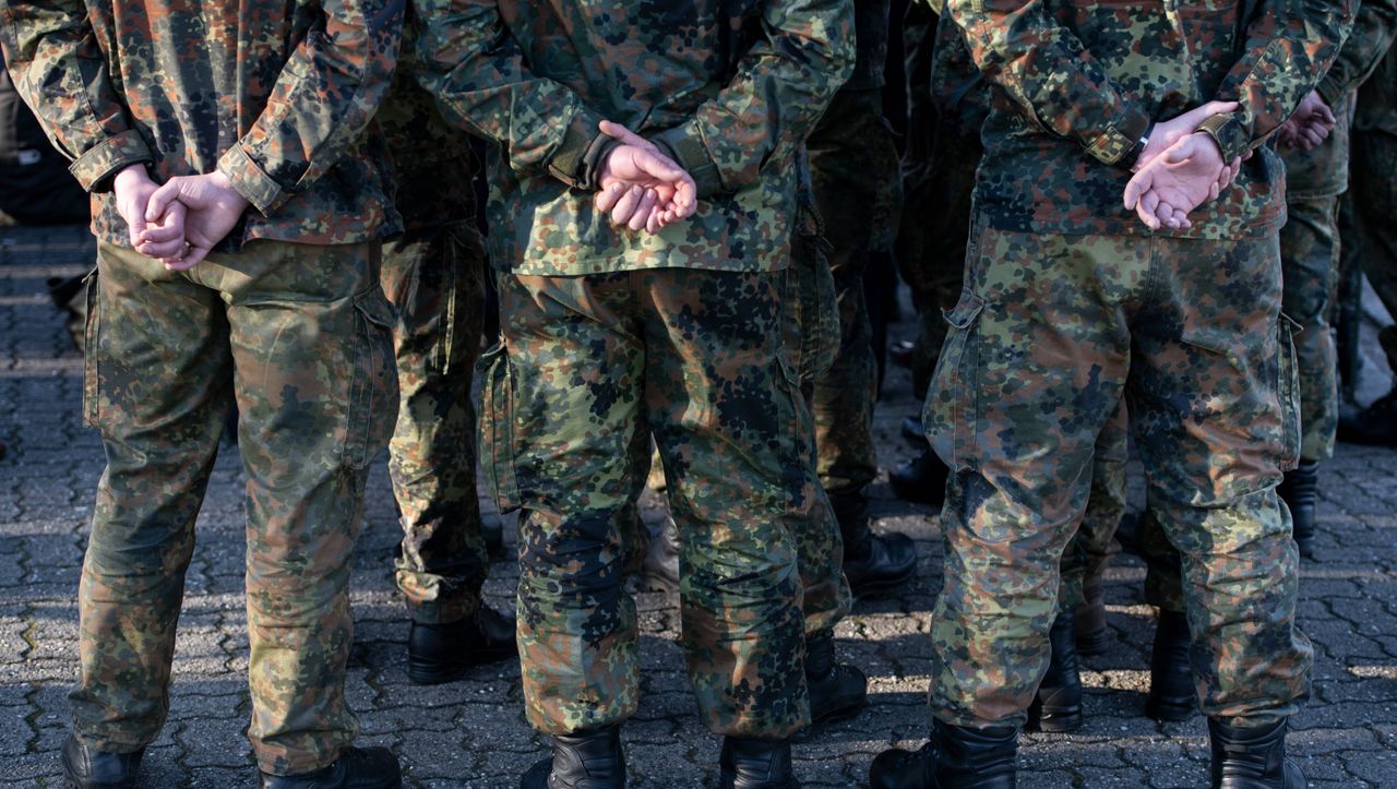 MAD ermittelt wegen Verdachts auf “Graue Wölfe” in der Bundeswehr - DER SPIEGEL - Politik