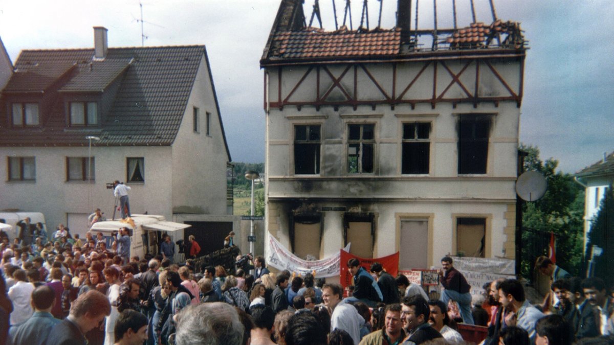 Mordanschlag in Solingen 1993: Wie war der Verfassungsschutz verstrickt?