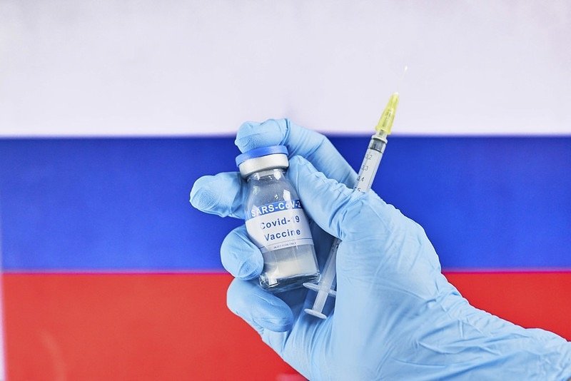 Russland: Impfkampagne mit Zwang und Sonderrechten