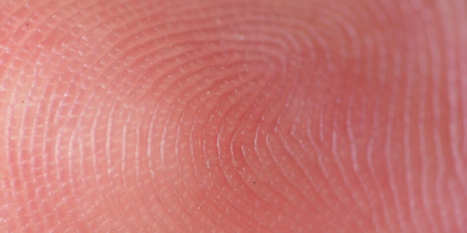 Fingerabdruck für Personalausweis: Von wegen sicherer