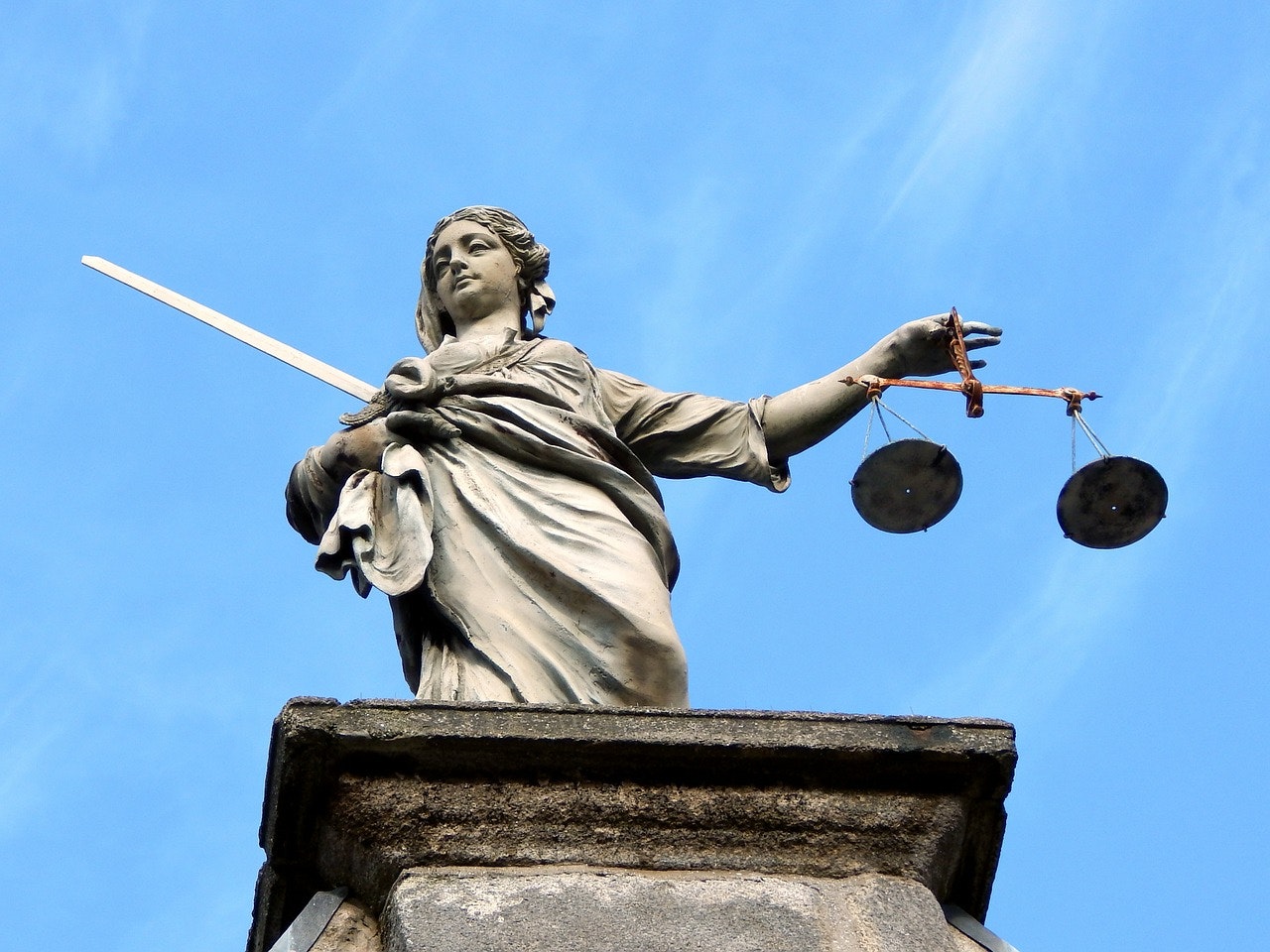 Covid-Gesetz – Zertifikatspflicht und Juristen auf dem Prüfstand