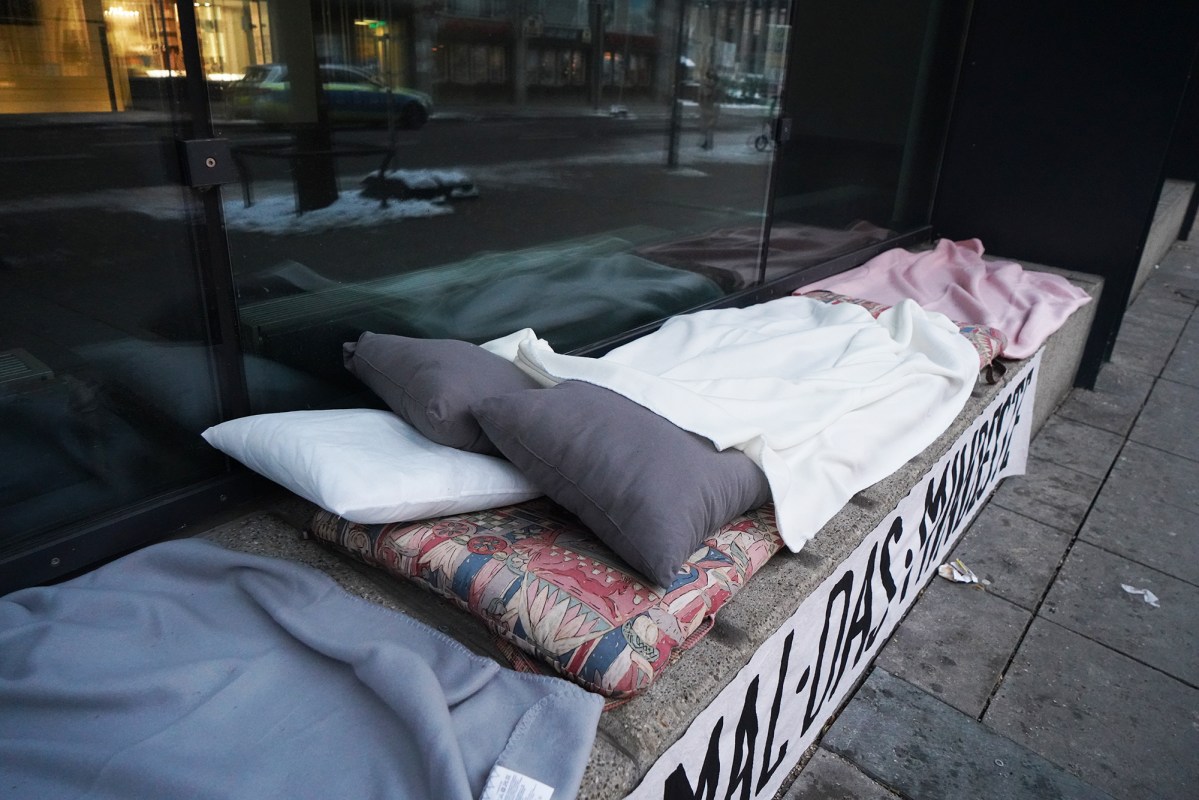Aktion gegen Verdrängung von obdachlosen Menschen in Stuttgart