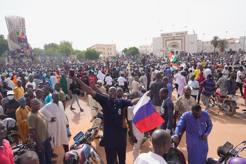 Martin Sonneborn nach Putsch in Niger: Globaler Süden will nicht mehr vom Westen ausgeplündert werden