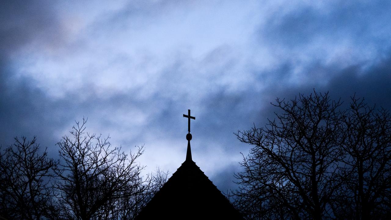 Studie: Mehr Missbrauchsfälle in der Evangelischen Kirche