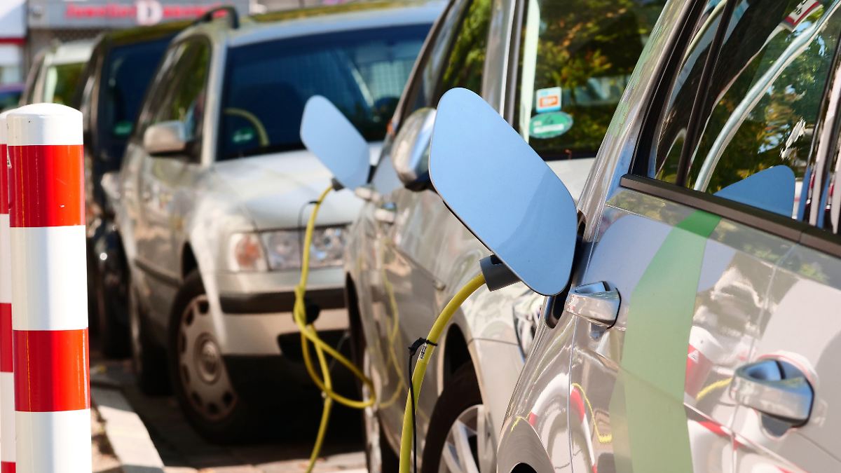 Europas Autobauer erklären die Elektro-Wende für gescheitert