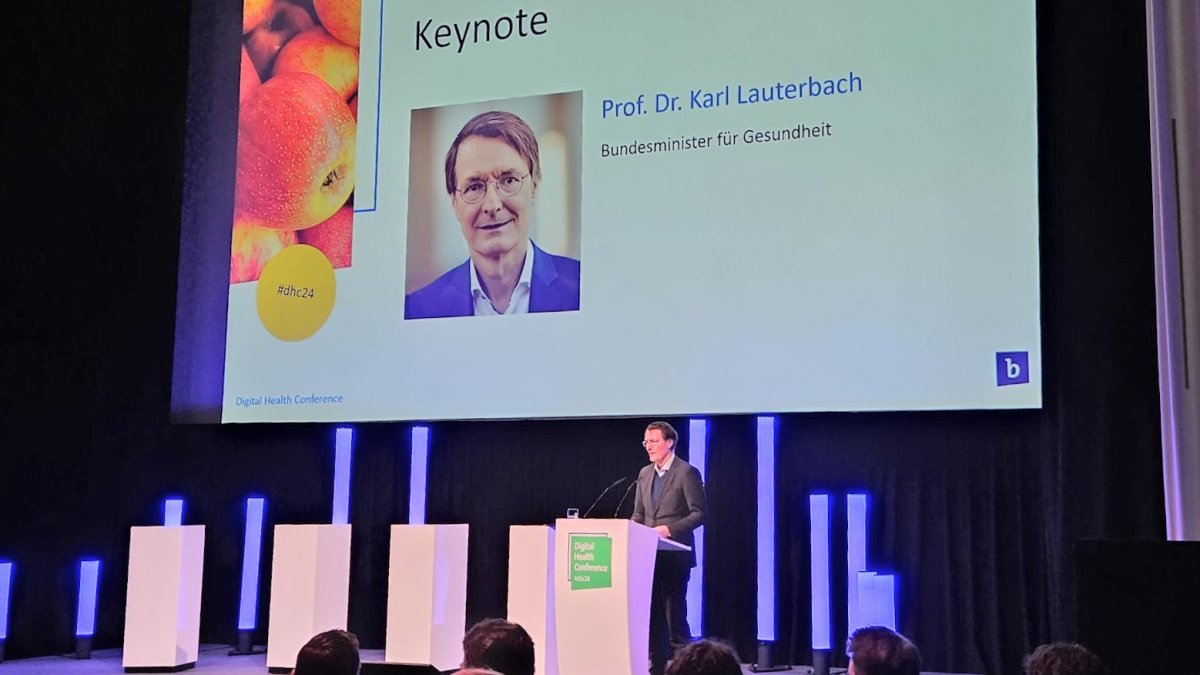 Lauterbach zu Gesundheitsdaten: Google, Meta, und OpenAI melden Interesse an