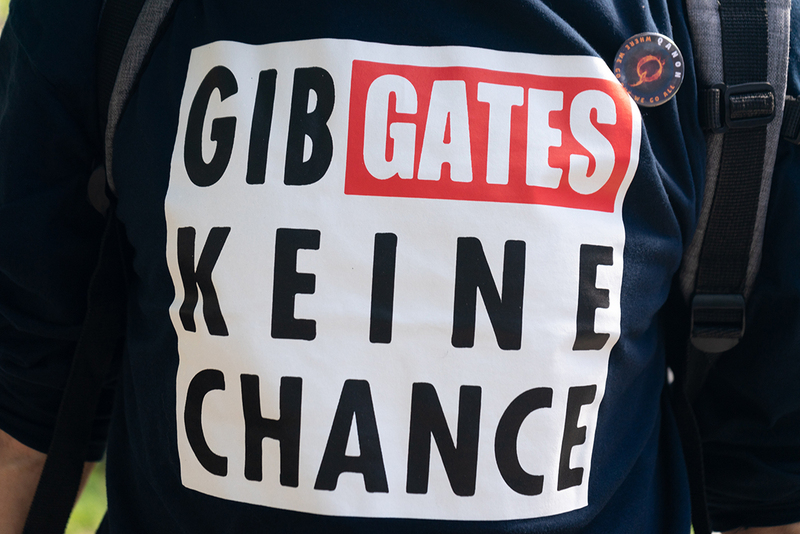 Gates fordert im EU-Parlament neun Milliarden Euro für Impfallianz GAVI | Transition News
