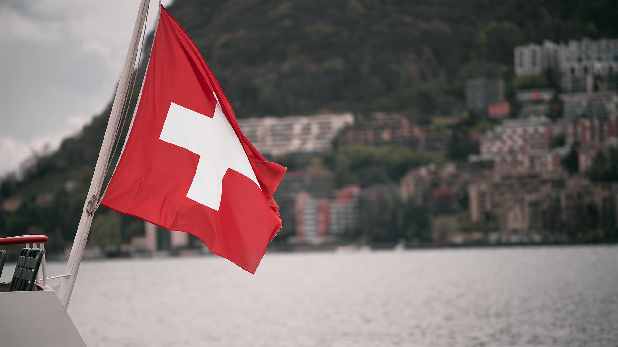 Das Ende der Souveränität durch Unterwerfung unter EU - Pro Schweiz