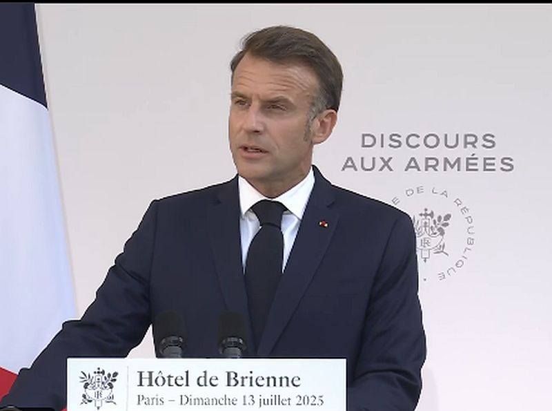 Frankreich: Tiefe Einschnitte ins Sozialsystem für Verdoppelung der Militärausgaben