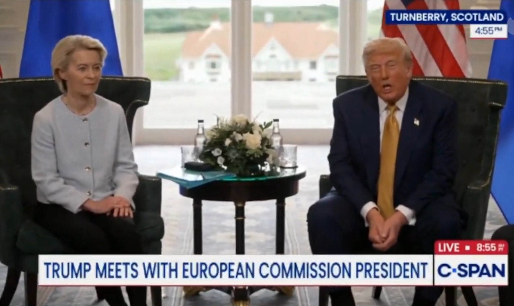 D. Trump hat heute Nachmittag in Schottland zwischen zwei befriedigenden Partien Golf mit U. vonderLeyen den Fußboden aufgewischt.