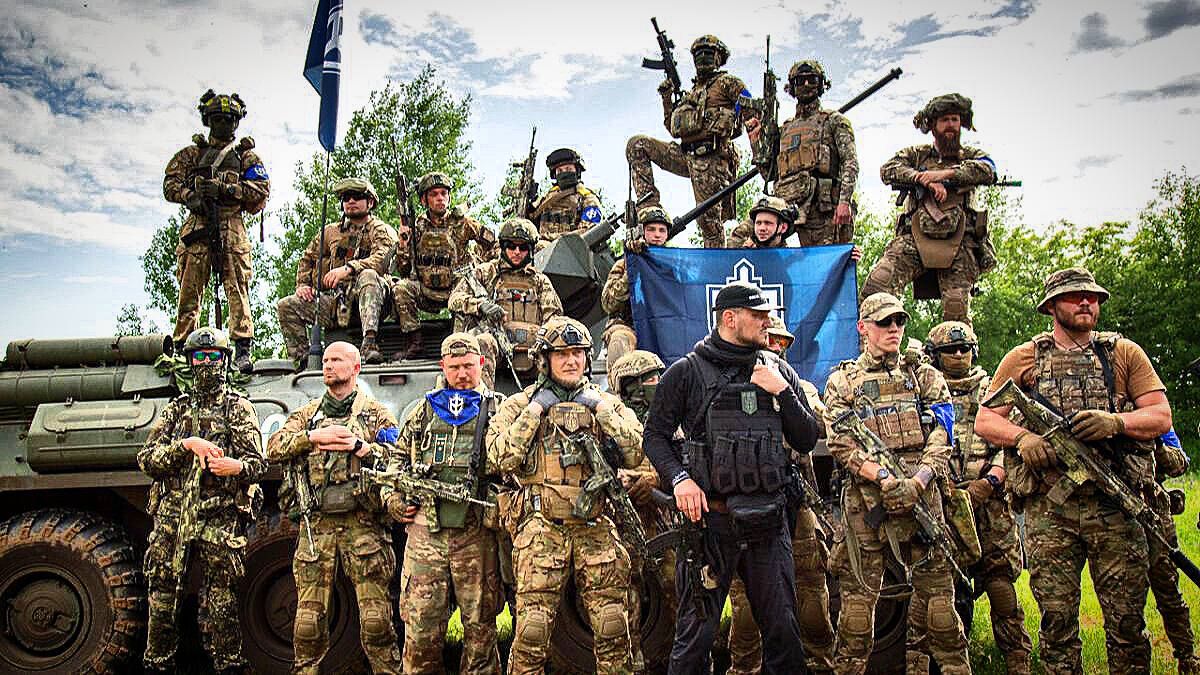 Europarat: Das rassistische “Russischen Freiwilligenkorps” soll auf die “Plattform demokratischer Kräfte Russlands”