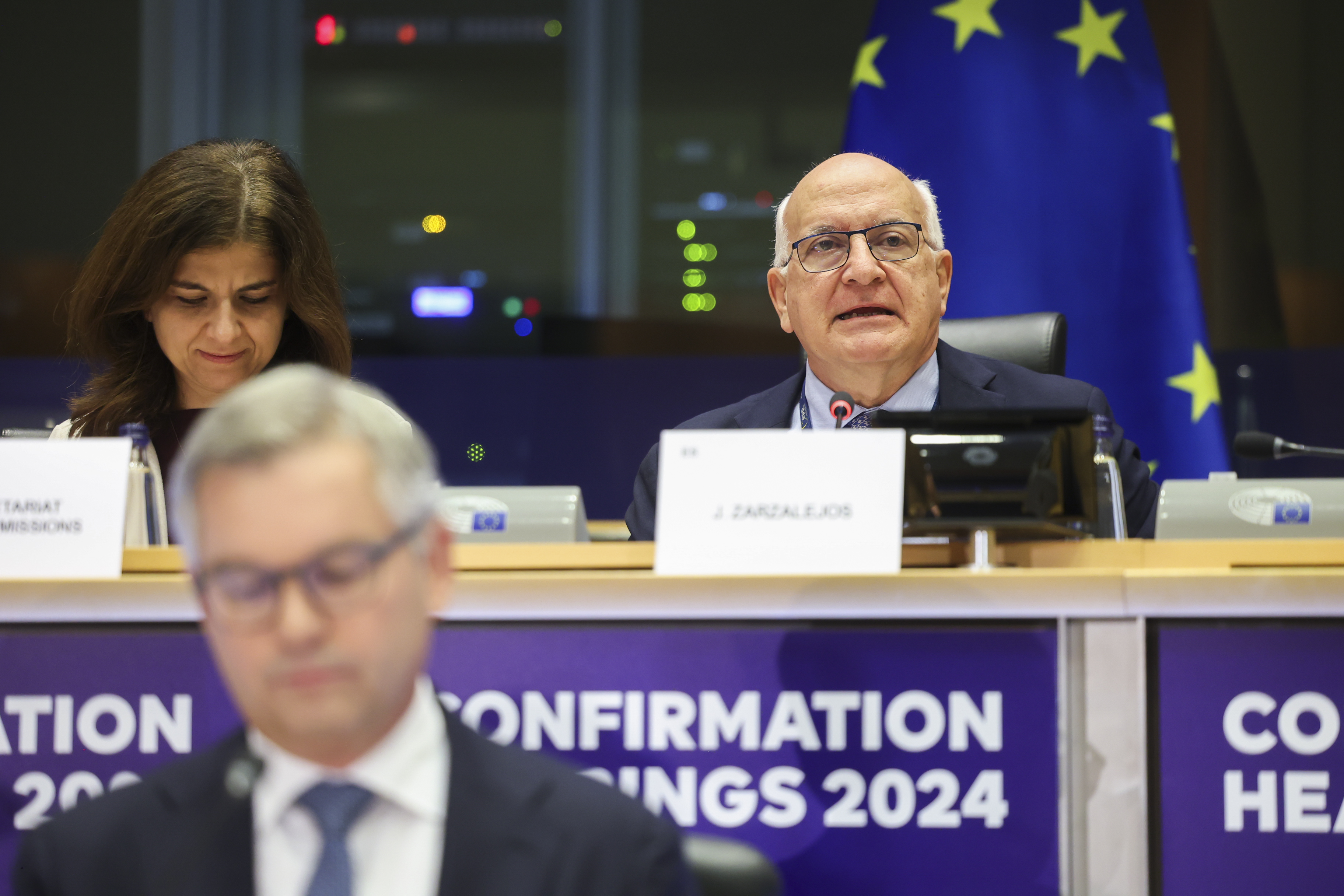 Vor Trilog-Start zur Chatkontrolle: EU-Innenkommissar Brunner stellt sich überraschend gegen EU-Regierungen – Rückenwind für starkes Parlamentsmandat