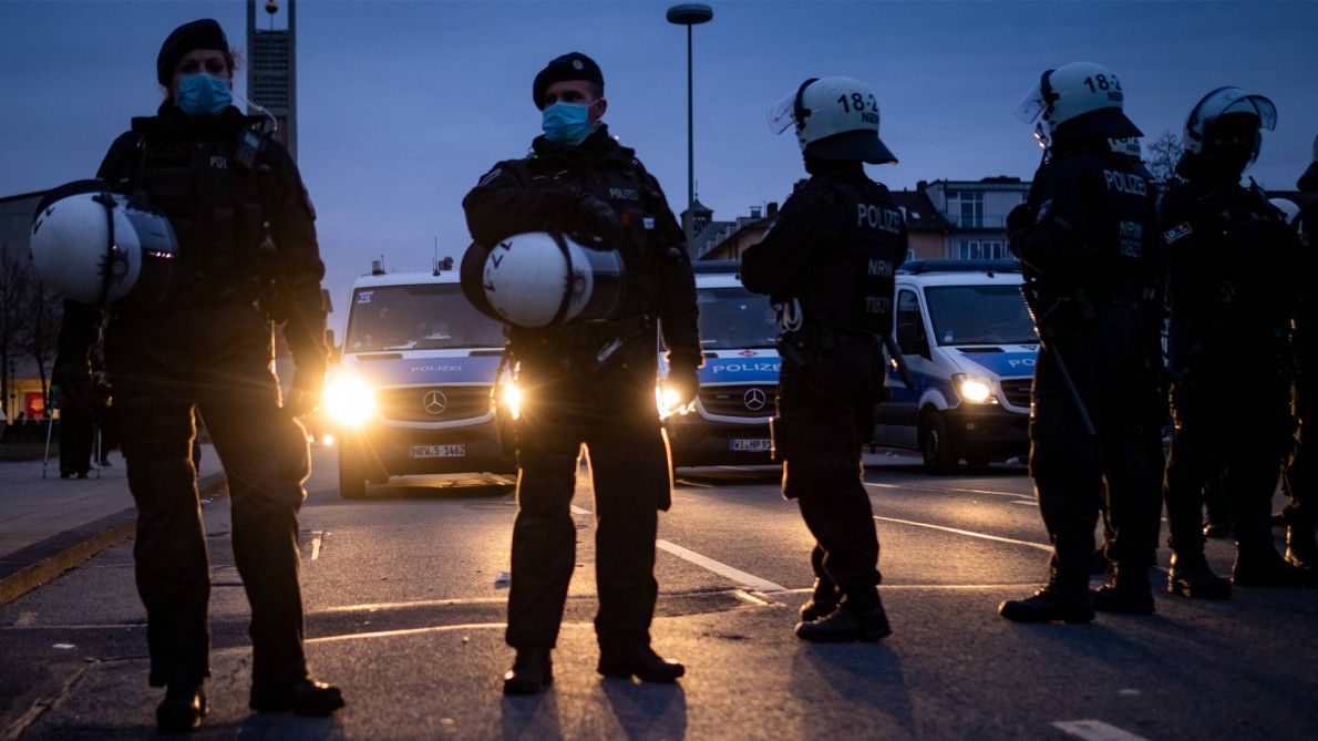 Irrer Corona-Strategie-Plan der WHO: Durchregieren, durchimpfen, durchzensieren – DIE ACHSE DES GUTEN. ACHGUT.COM Irrer Corona-Strategie-Plan der WHO: Durchregieren, durchimpfen, durchzensieren – DIE ACHSE DES GUTEN. ACHGUT.COM