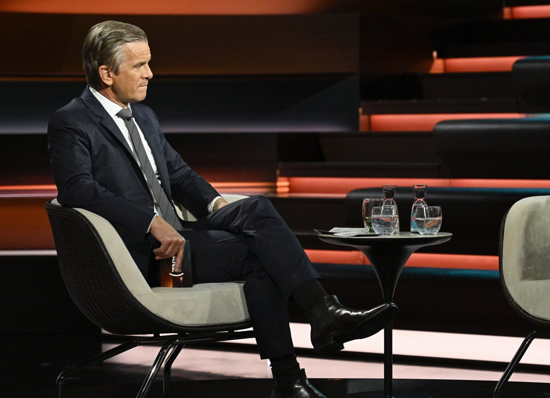 Machtfrage über die Wahrheit - Apollo News