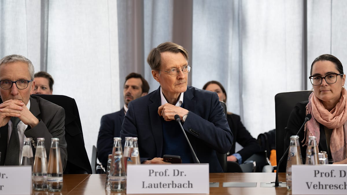 Corona-Enquete-Kommission: „Das war ein Menschenversuch“, klagt der von der AfD geladene Experte über die Impfpolitik Lauterbachs - WELT