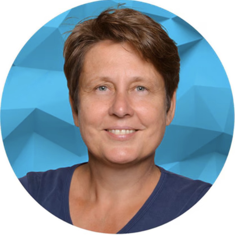 Anja Braun stammt aus dem süddeutschen Raum und studierte in Heidelberg Politikwissenschaften und Germanistik. Nach dem Volontariat 1995 berichtete sie beim SWR über aktuelle politische Themen.