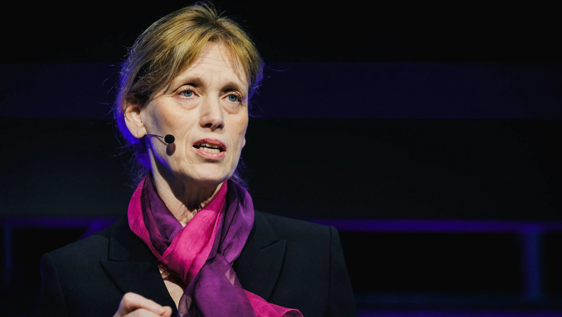 Familienministerin Karin Prien betreibt jetzt eine Trollfarm. Ihre Trolle nennt sie “Online-Streetworker