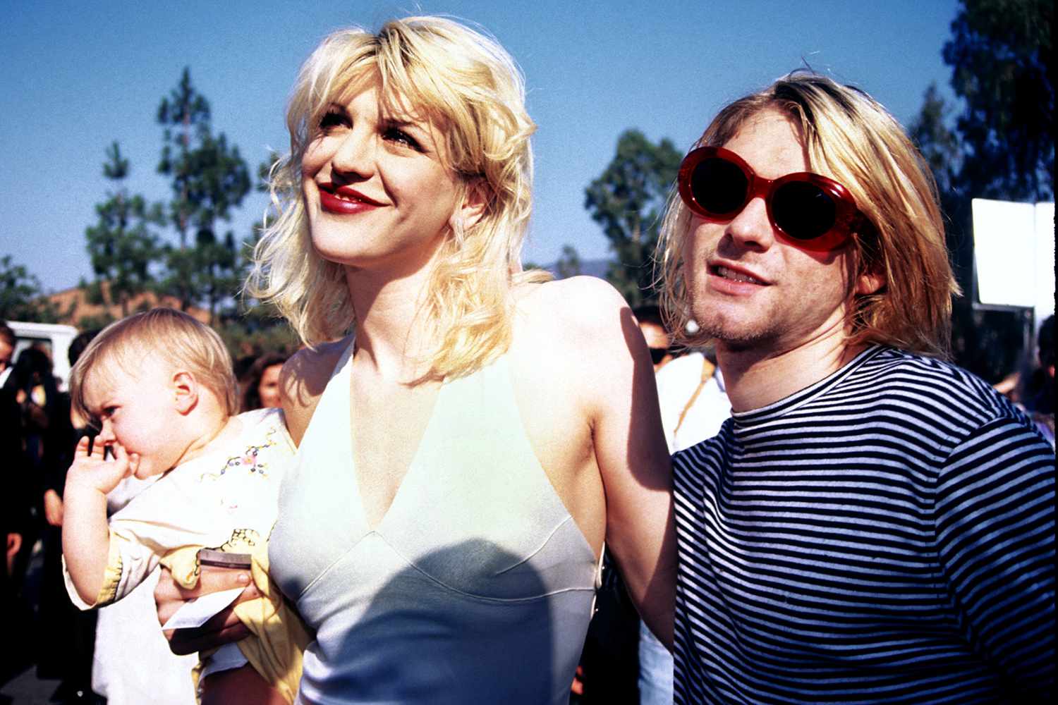 Beim Tod des Nirvana-Sängers Kurt Cobain lassen sich Spuren der US-Geheimdienste erkennen – ähnlich wie bei Jeffrey Epsteins Erpressungsnetzwerk