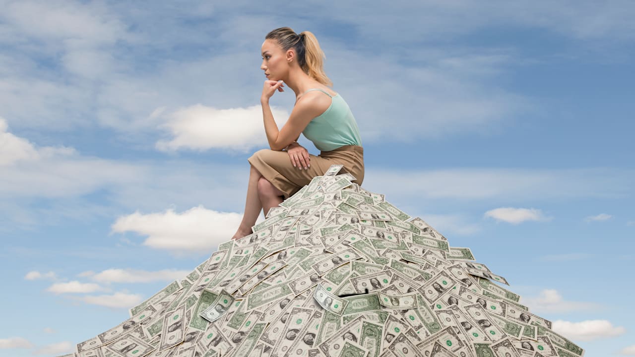 Finanzexpertin verrät: Warum zu viel Geld auf dem Konto Ihnen finanziell schadet