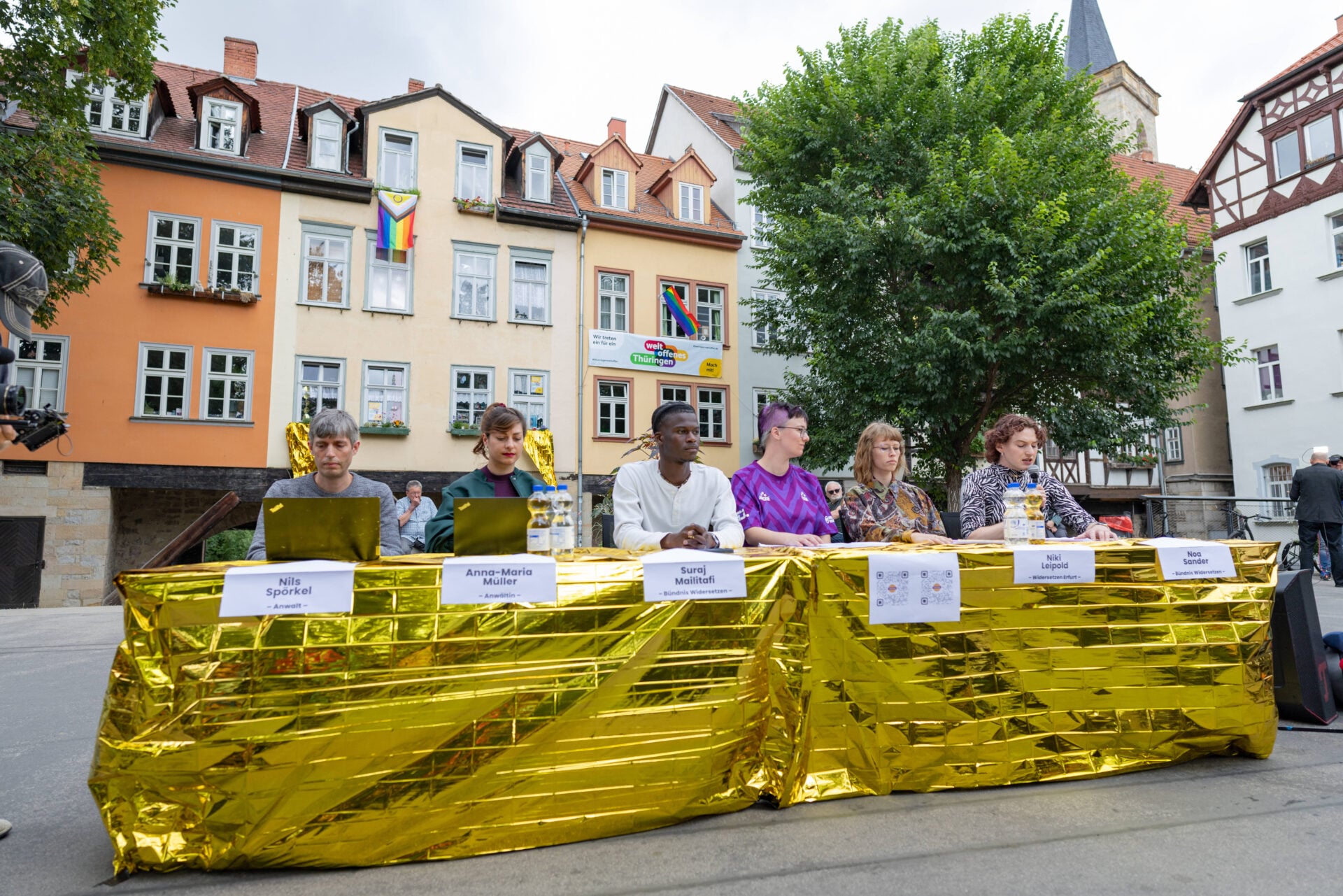 „Nächstes Aktionsziel“: Nach Angriff auf Apollo-News-Reporter droht „Widersetzen“ CDU und BSW - Apollo News „Nächstes Aktionsziel“: Nach Angriff auf Apollo-News-Reporter droht „Widersetzen“ CDU und BSW - Apollo News