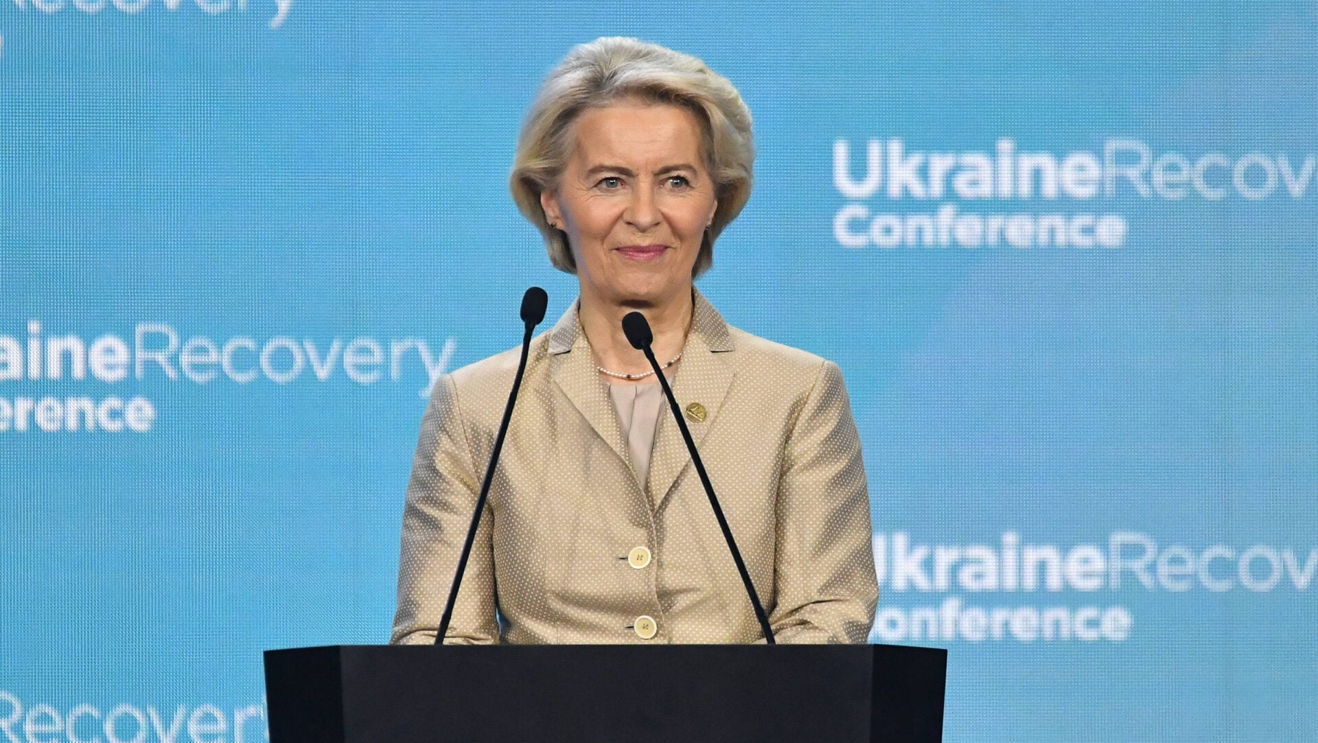 Altersgrenze für soziale Medien: EU macht verpflichtende Alterskontrolle möglich - Apollo News