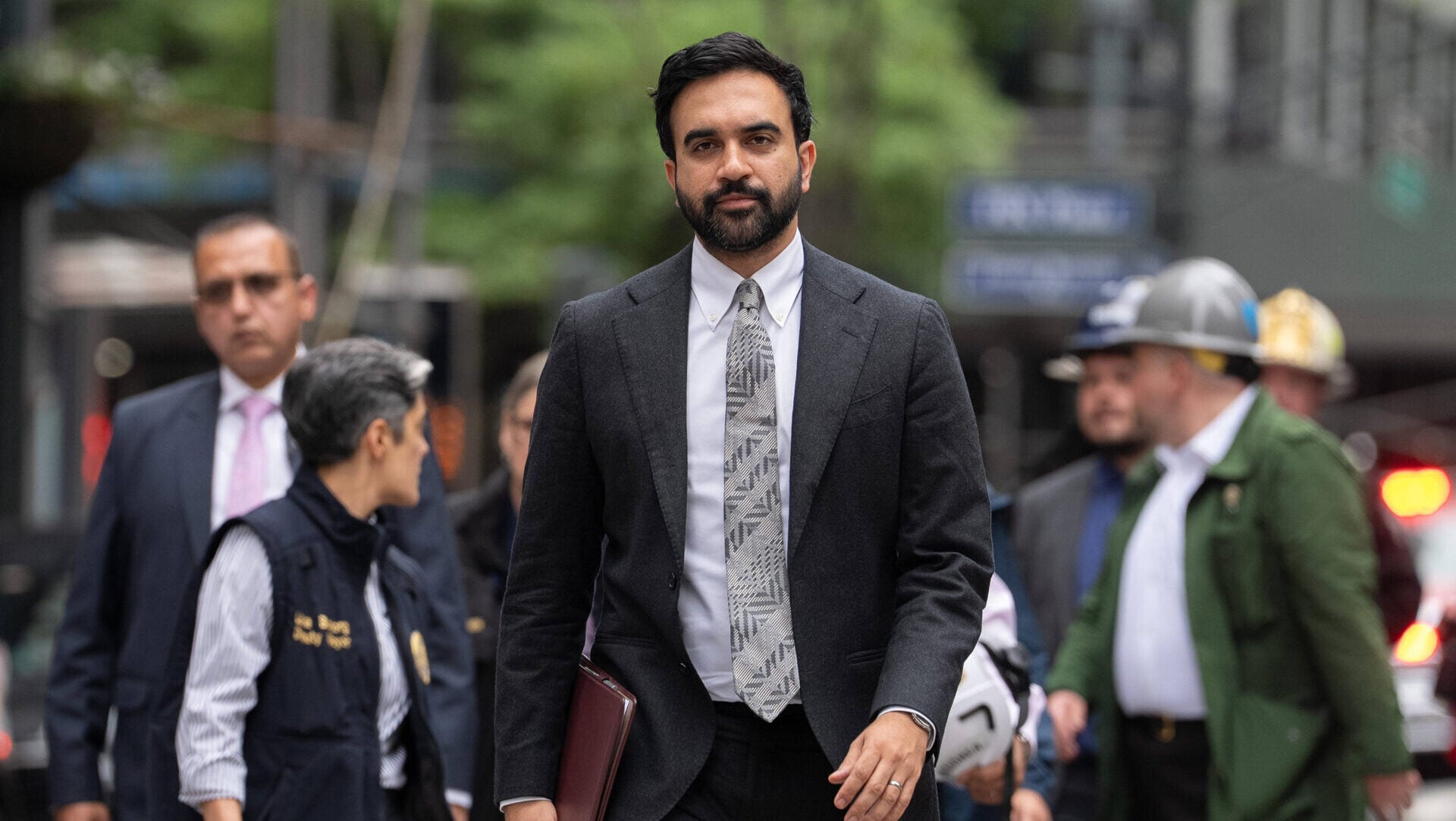 New Yorks Intershops: Mamdanis staatliche Supermärkte kommen mit digitalem Identitätscheck - Apollo News